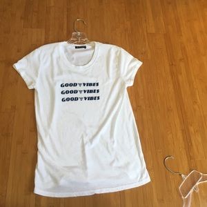 Good vibes t shirt